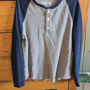 American Eagle Outfitters Long Sleeve Henley in Gray and Navy